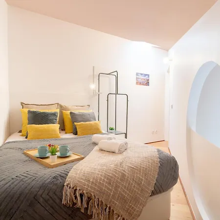 Colourful Trendy House By Hostwise Lägenhet *
