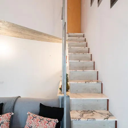 Colourful Trendy House By Hostwise Oporto